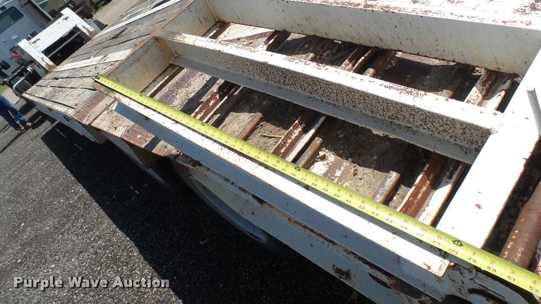 image for item DA7794 1998 Holden equipment trailer