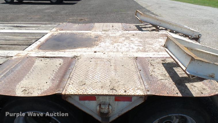 image for item DA7794 1998 Holden equipment trailer