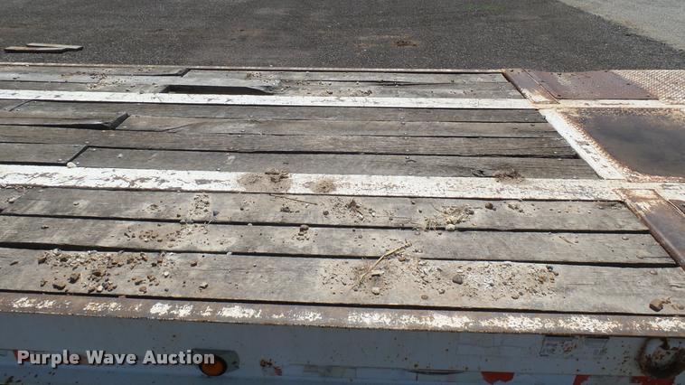 image for item DA7794 1998 Holden equipment trailer