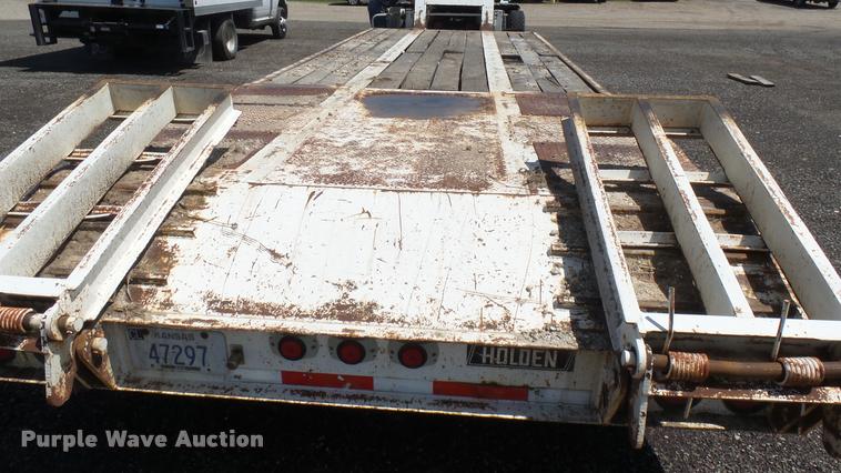 image for item DA7794 1998 Holden equipment trailer