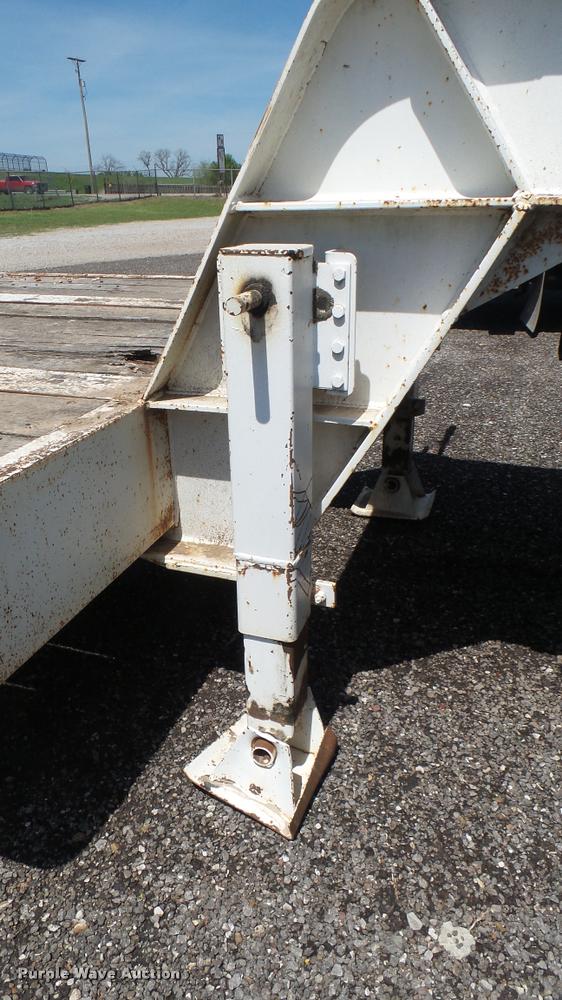 image for item DA7794 1998 Holden equipment trailer