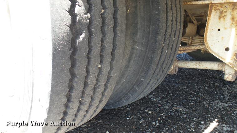 image for item DA7794 1998 Holden equipment trailer