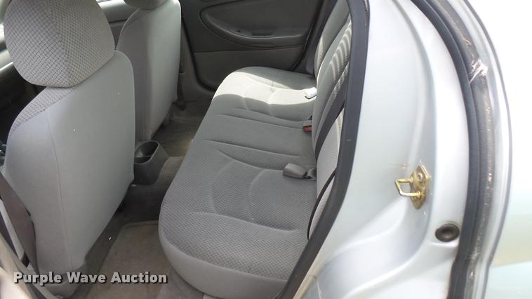 image for item DA7814 2004 Dodge Stratus