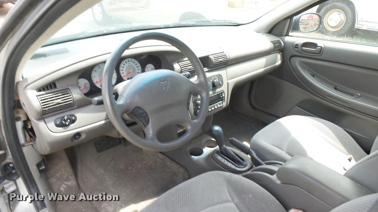 image for item DA7814 2004 Dodge Stratus