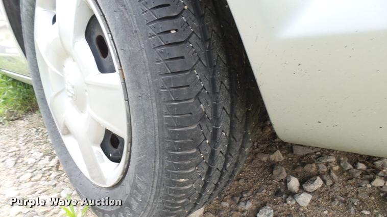 image for item DA7814 2004 Dodge Stratus