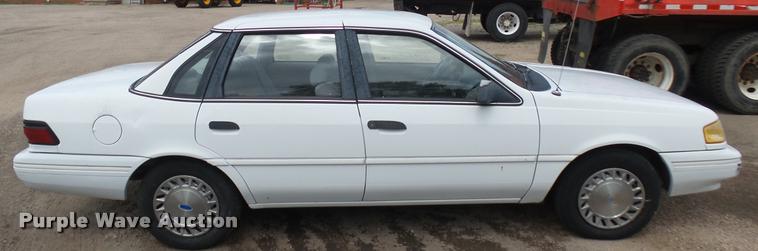 image for item DA7820 1992 Ford Tempo GL