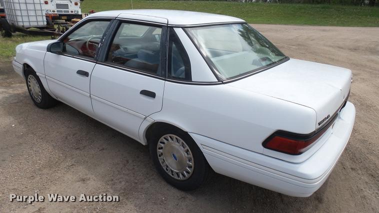 image for item DA7820 1992 Ford Tempo GL