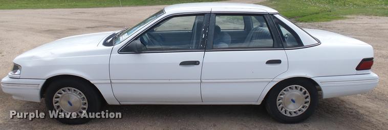 image for item DA7820 1992 Ford Tempo GL