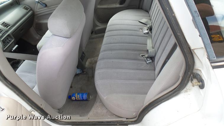 image for item DA7820 1992 Ford Tempo GL