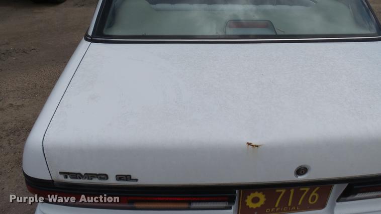 image for item DA7820 1992 Ford Tempo GL