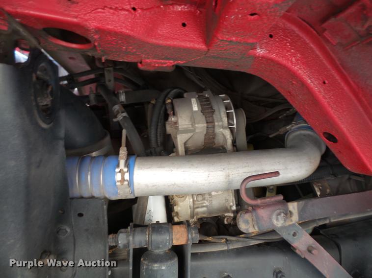 image for item DA8108 2002 Sterling SC8000 street sweeper