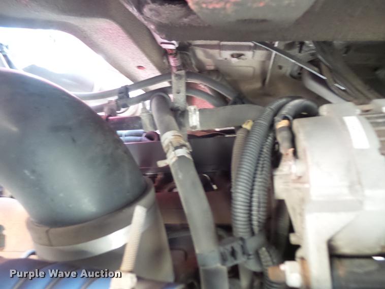 image for item DA8108 2002 Sterling SC8000 street sweeper