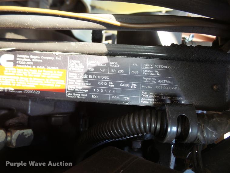 image for item DA8108 2002 Sterling SC8000 street sweeper