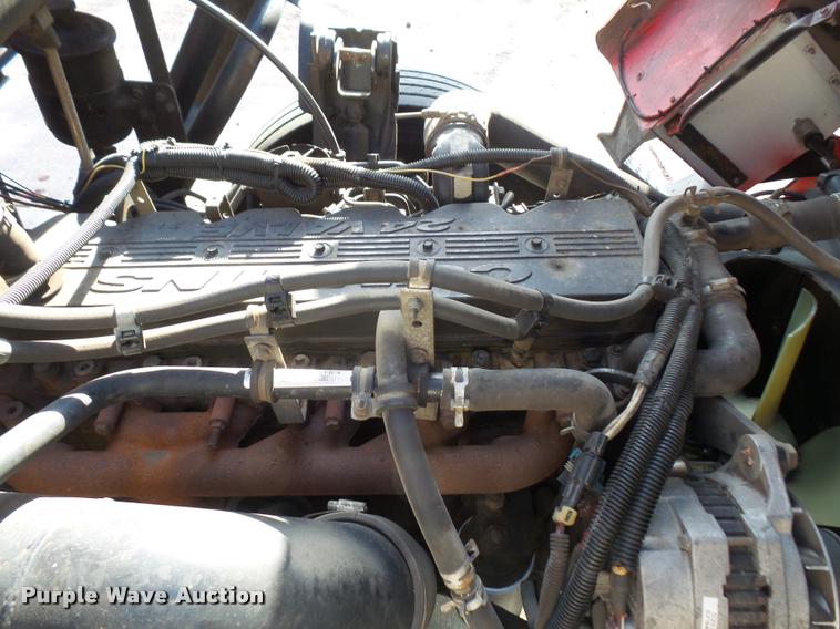 image for item DA8108 2002 Sterling SC8000 street sweeper