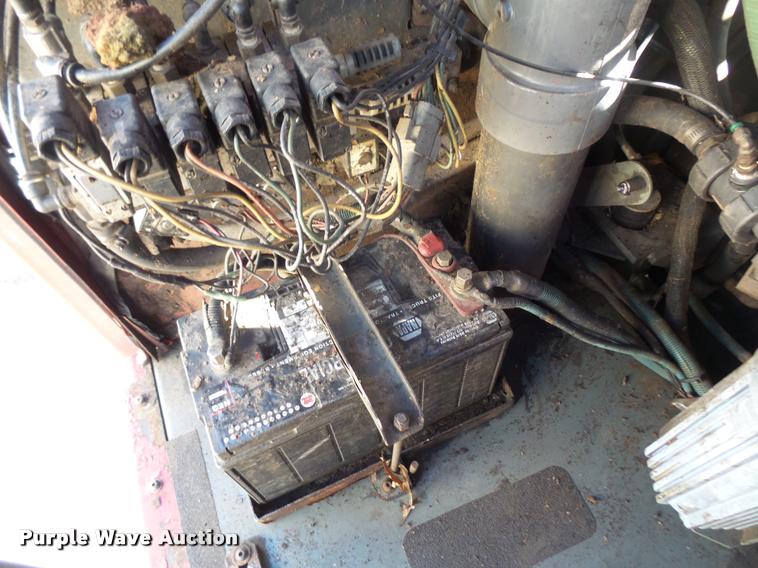 image for item DA8108 2002 Sterling SC8000 street sweeper