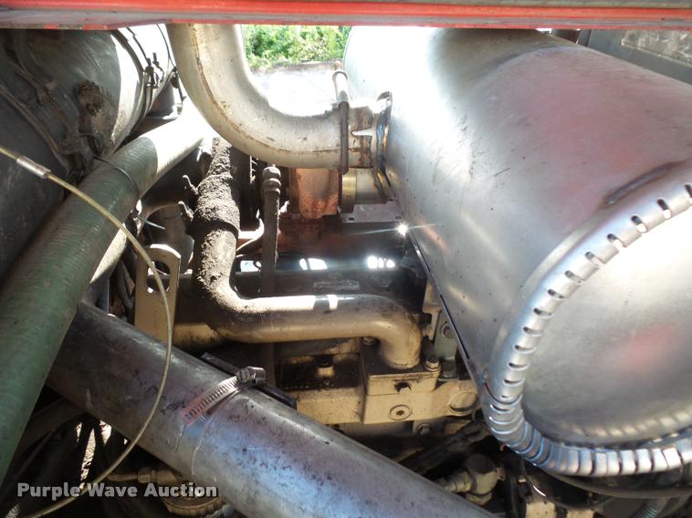 image for item DA8108 2002 Sterling SC8000 street sweeper