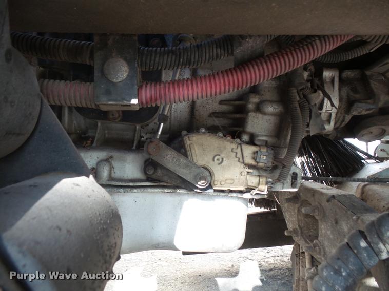 image for item DA8108 2002 Sterling SC8000 street sweeper