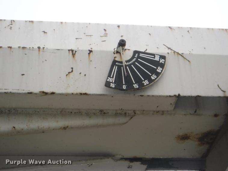 image for item DA8183 1985 Ford F800 crane truck