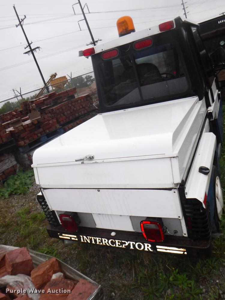 image for item DA8184 1999 WIL BT-57 utility vehicle