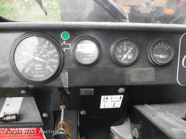 image for item DA8184 1999 WIL BT-57 utility vehicle