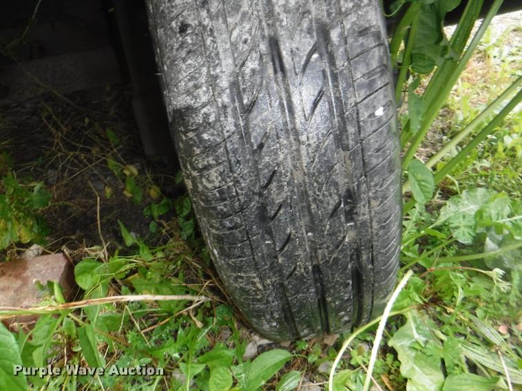 image for item DA8184 1999 WIL BT-57 utility vehicle