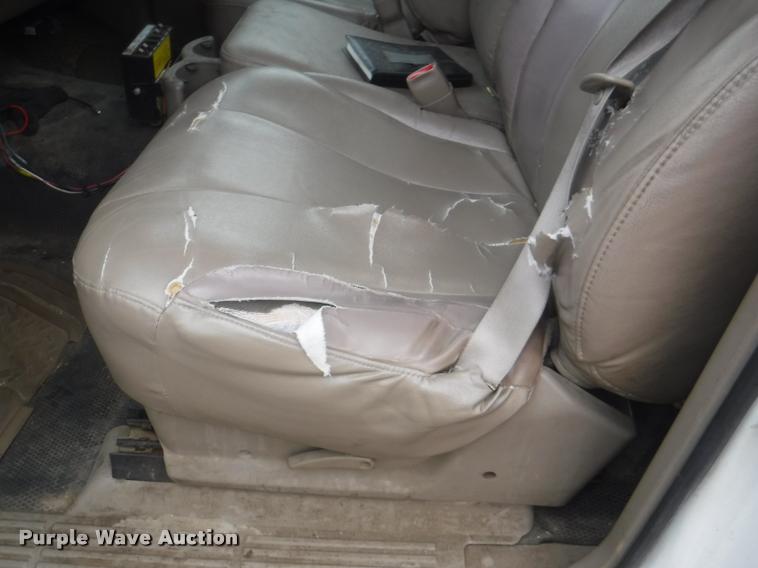 image for item DA8191 2001 Chevrolet Silverado 1500 pickup truck