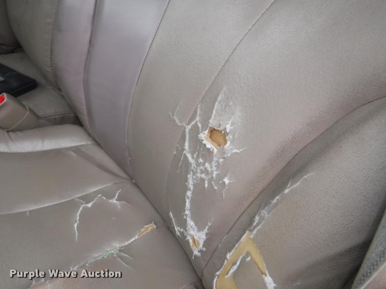 image for item DA8191 2001 Chevrolet Silverado 1500 pickup truck