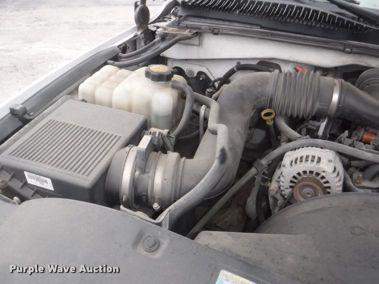 image for item DA8191 2001 Chevrolet Silverado 1500 pickup truck