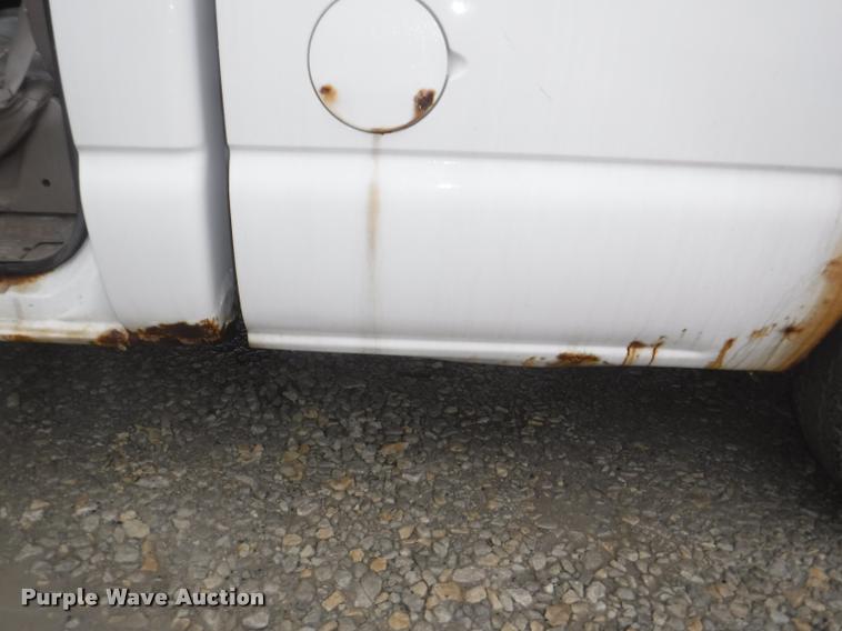 image for item DA8191 2001 Chevrolet Silverado 1500 pickup truck