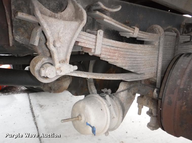 image for item DA8192 2005 International 7400 dump truck