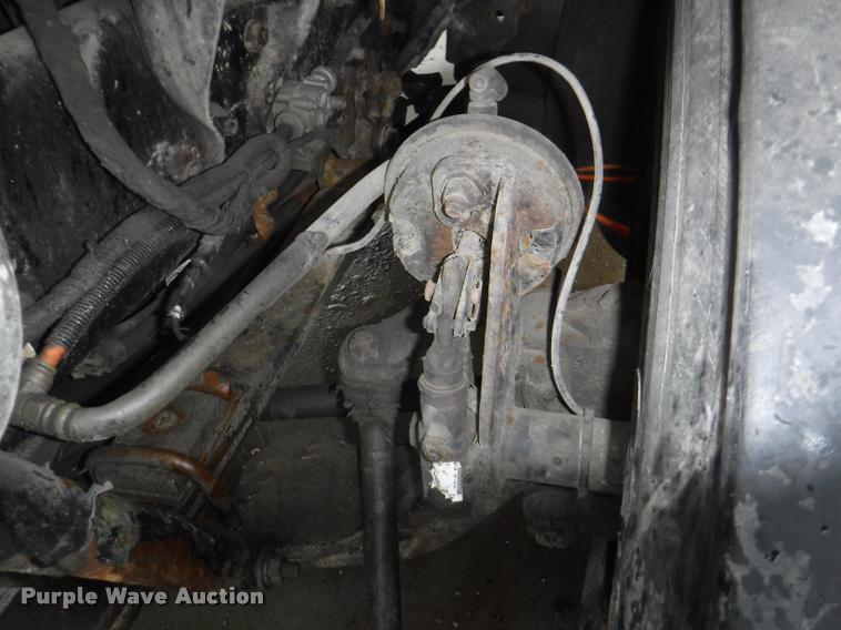 image for item DA8192 2005 International 7400 dump truck