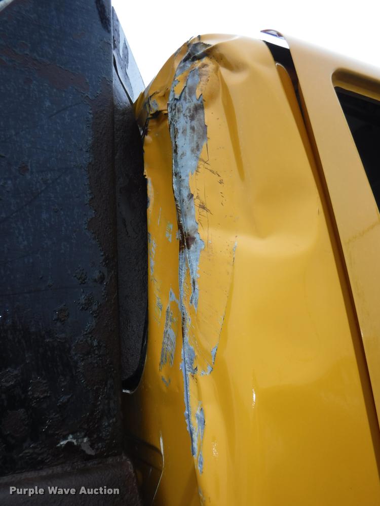 image for item DA8192 2005 International 7400 dump truck