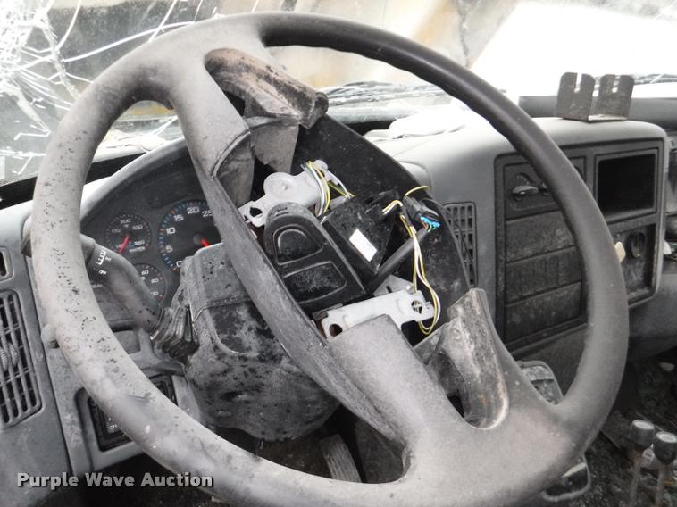 image for item DA8192 2005 International 7400 dump truck