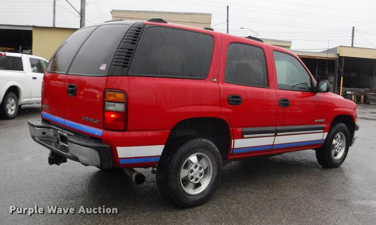 image for item DA8195 2001 Chevrolet Tahoe LS SUV
