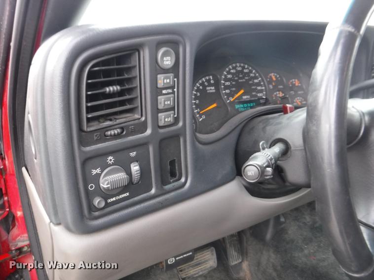 image for item DA8195 2001 Chevrolet Tahoe LS SUV