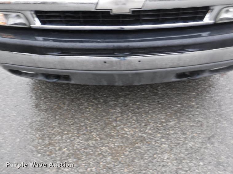 image for item DA8195 2001 Chevrolet Tahoe LS SUV