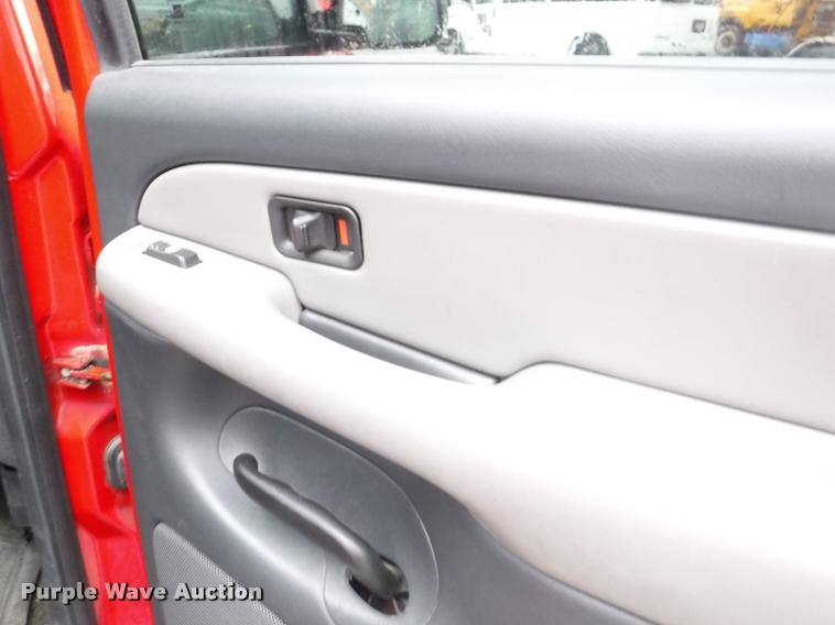 image for item DA8195 2001 Chevrolet Tahoe LS SUV