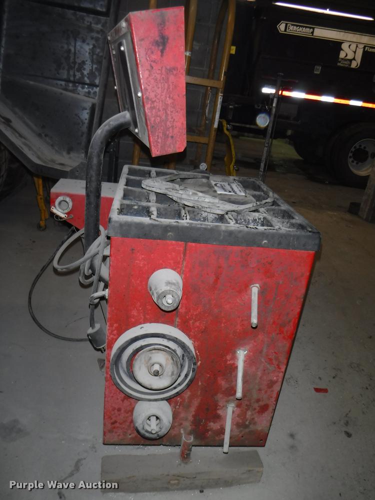 image for item DA8196 Coats 1001 tire balancer