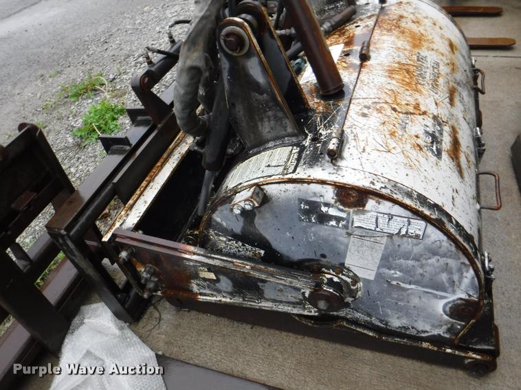 image for item DA8197 2000 Coneqtec Universal AP1000 skid steer planer