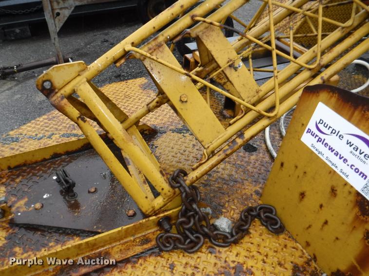 image for item DA8199 Light tower trailer