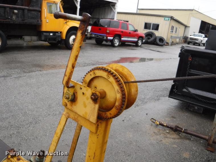 image for item DA8199 Light tower trailer