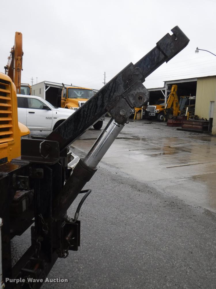 image for item DA8200 1997 International 4900 dump truck