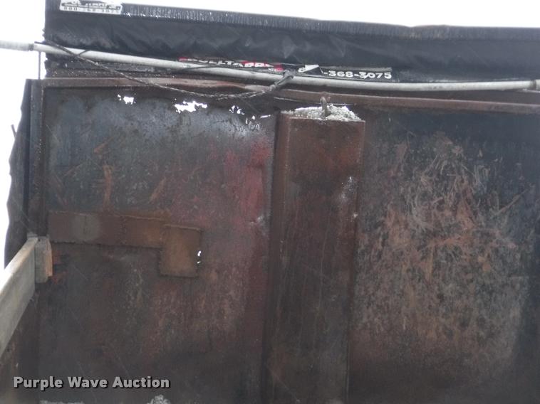 image for item DA8200 1997 International 4900 dump truck