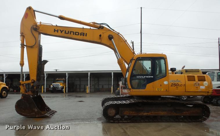 image for item DA8201 1998 Hyundai Robex 250LC-3 excavator