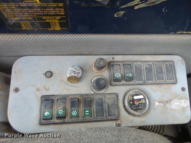 image for item DA8201 1998 Hyundai Robex 250LC-3 excavator