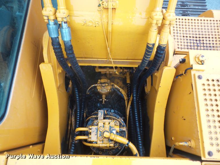 image for item DA8201 1998 Hyundai Robex 250LC-3 excavator