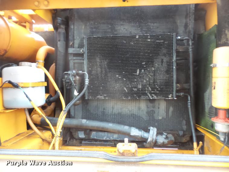 image for item DA8201 1998 Hyundai Robex 250LC-3 excavator