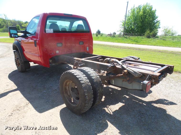 image for item DA8239 2008 Ford F550 truck cab and chassis