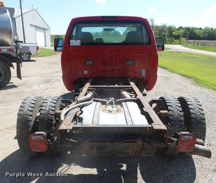 image for item DA8239 2008 Ford F550 truck cab and chassis