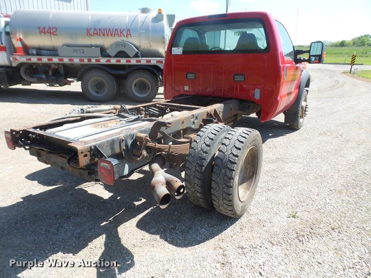 image for item DA8239 2008 Ford F550 truck cab and chassis